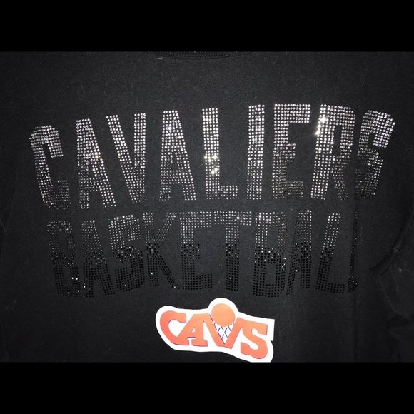 4her by Carl banks cavs sweater - Picture 2 of 7